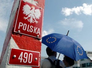 Польща - одна з європейських країн, яка привертає трудових мігрантів