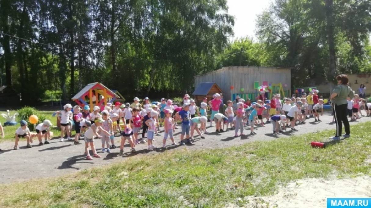 Танцювальний флешмоб в дитячому саду, присвячений до Дня захисту дітей   Мета: - Популяризація активного відпочинку, здорового способу життя