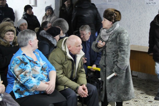 У Воркутинском селищі Комсомольський 27 квітня відбулася зустріч керівників муніципалітету з місцевими жителями