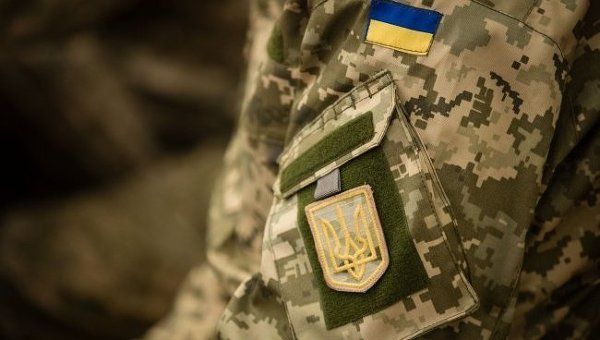 В указі визначено на 2018 рік їхні терміни проведення чергових призовів громадян України на строкову військову службу: квітень - травень і жовтень - листопад