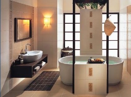 Саме тому ванна кімната оформляється за допомогою практичною і надійною керамічної плитки, малюнок якої з максимальною точністю повторює дерево і бамбук